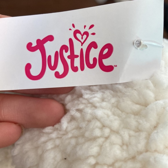 Fuzzy zip up coat - Picture 11 of 12